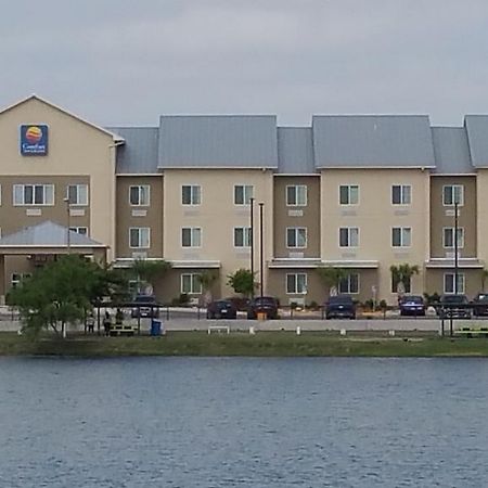 Comfort Inn & Suites Lakeside Eagle Pass Exterior photo