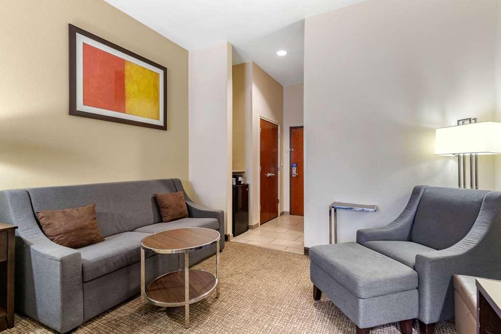Comfort Inn & Suites Lakeside Eagle Pass Room photo
