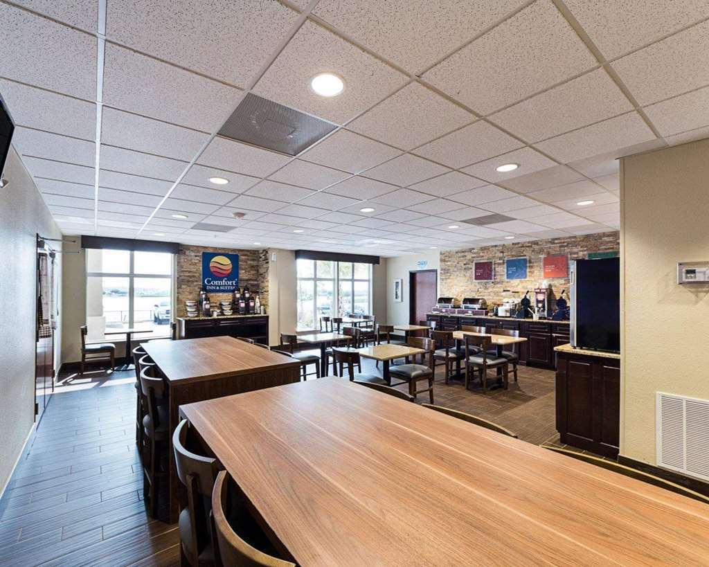 Comfort Inn & Suites Lakeside Eagle Pass Restaurant photo